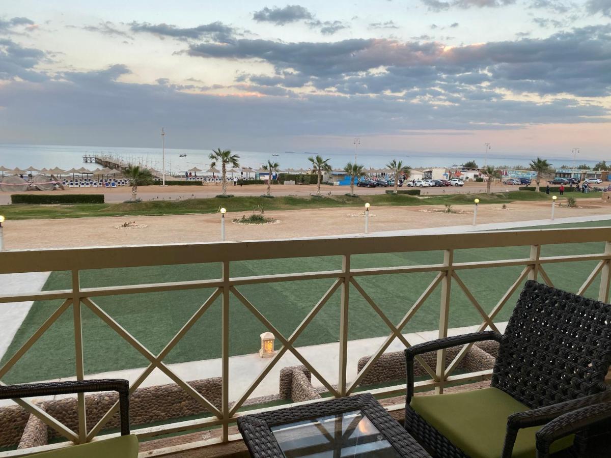 Porto South Beach Royal Sea View Families صف اول بحر مباشر 艾因苏赫纳 外观 照片