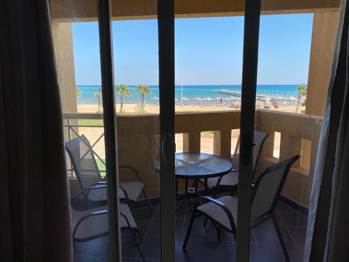 Porto South Beach Royal Sea View Families صف اول بحر مباشر 艾因苏赫纳 外观 照片